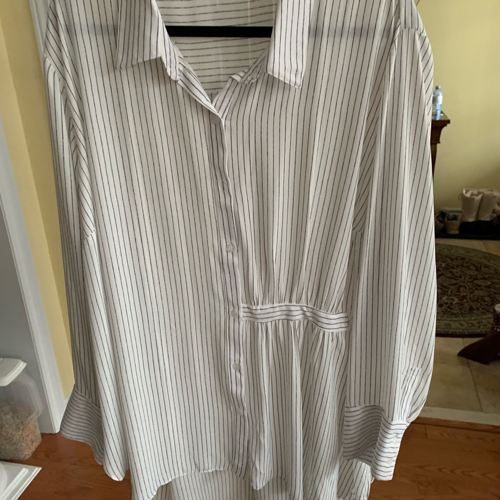 Rachel Roy Brand New Cream with Pinstripe 4X Blouse